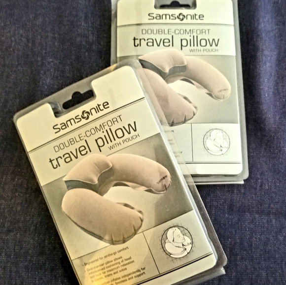 Samsonite Other - ⚜Set of 2 Samsonite Travel Pillows with Pouch⚜